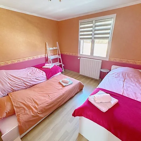 Maison 2 Avec Jardin Et Garage Holiday home Chamigny